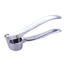 Stainless Steel Garlic Press & Ginger Crusher – Handheld Multifunction Kitchen Tool